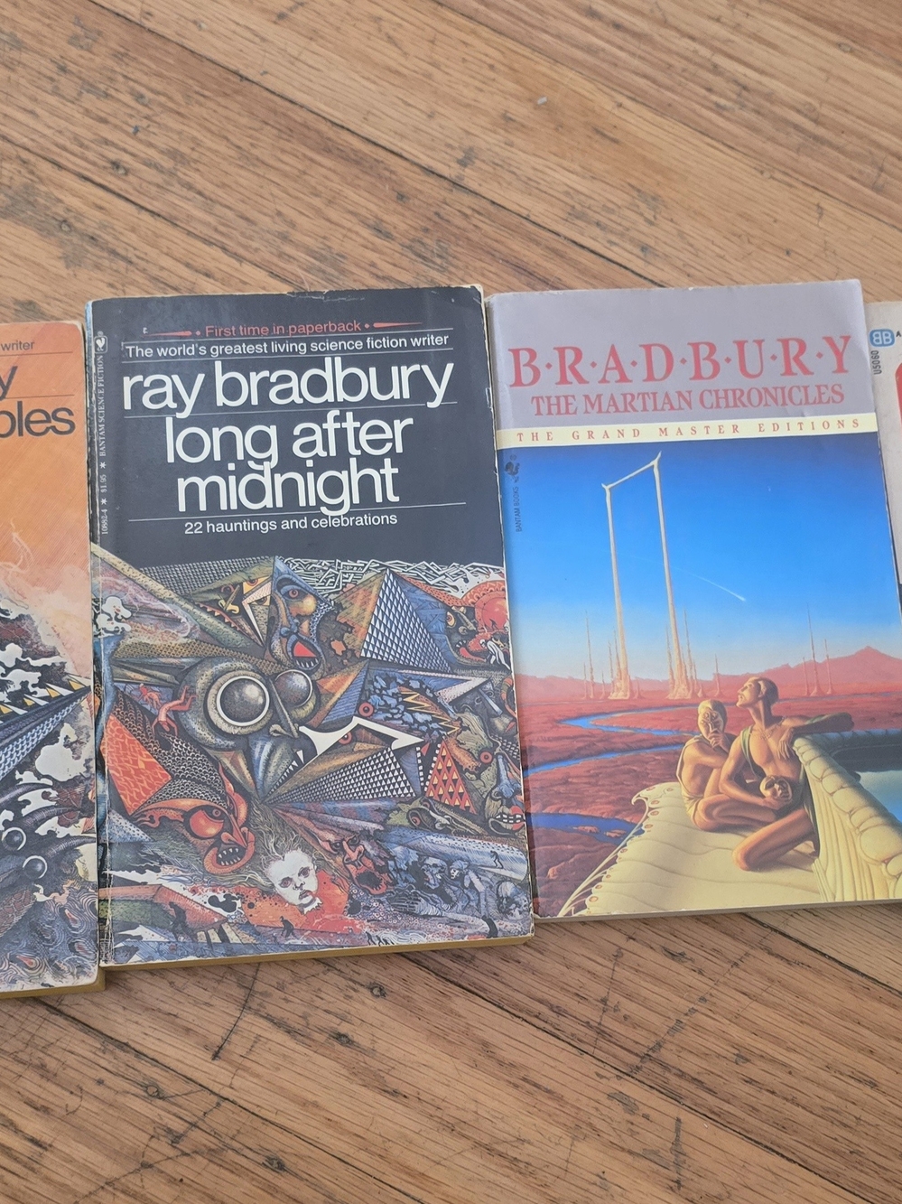 Ray Bradbury Books: The Golden Apples of the Sun, Fahrenheit